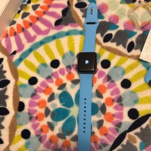 Apple watch series 3 size 38 mm . in excellent used condition . comes w/charger